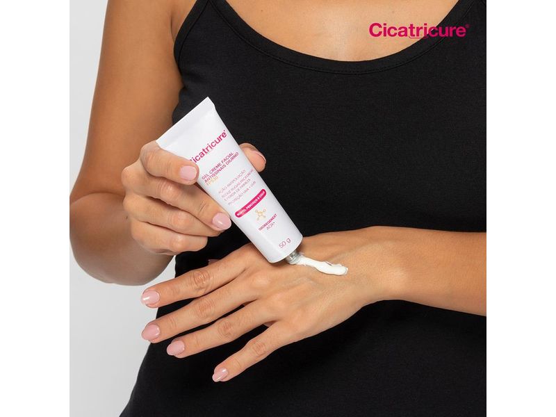 Gel-Creme-Facial-Antissinais-Cicatricure-FPS30-Diurno-50g