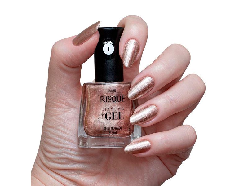 Esmalte-Risque-Diamond-Gel-Cetim-Dourado-Metalico-95ml