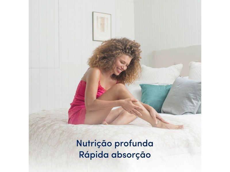 Locao-Hidratante-Corporal-Dove-Nutricao-Essencial-200ml