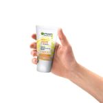 Protetor-Hidratante-Facial-Garnier-Uniform---Matte-FPS50-Media-40g