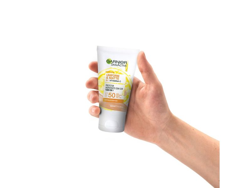 Protetor-Hidratante-Facial-Garnier-Uniform---Matte-FPS50-Media-40g