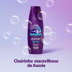Kit-Aussie-Mega-Moist-Super-Hidratacao-Shampoo-360ml-e-Condicionador-180ml