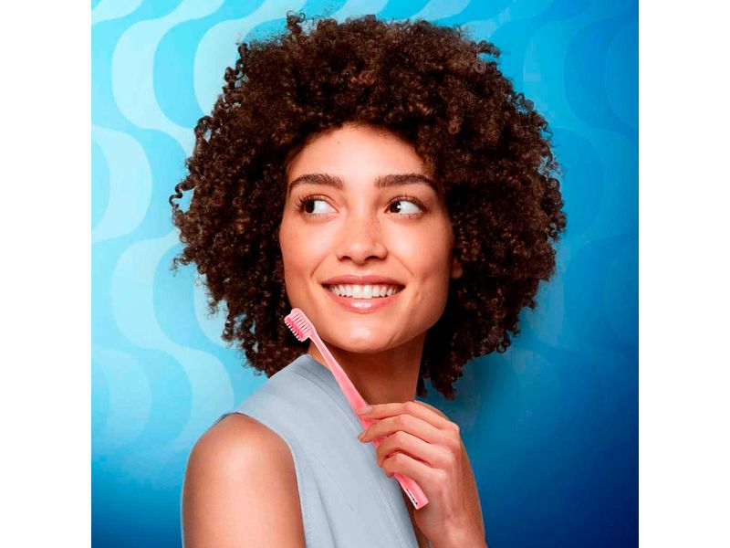 Escova-Dental-Oral-B-Iconic-Premium-Ultra-Soft-3-Unidades