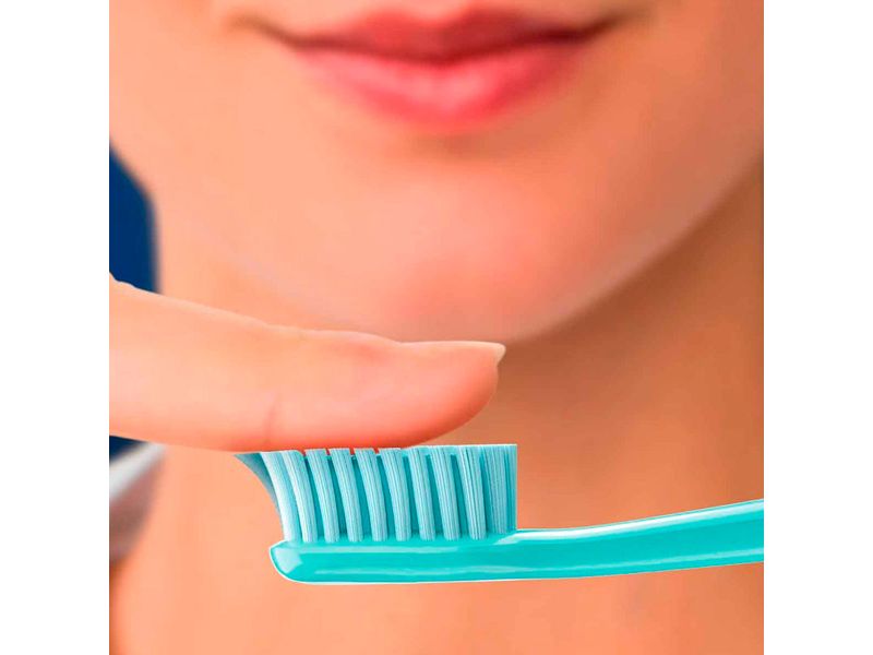 Escova-Dental-Oral-B-Iconic-Premium-Ultra-Soft-3-Unidades