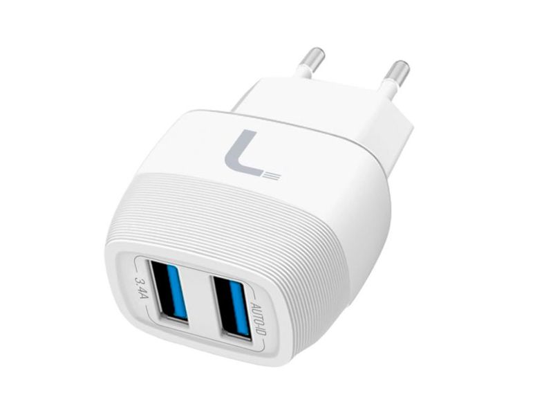 Carregador-de-Tomada-Leve-Me-2-Entradas-USB-1-Unidade