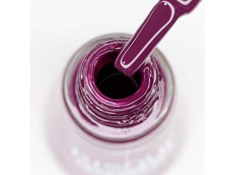 Esmalte-Cremoso-Risque-Reinvente-o-Normal-Politicamente-Colorida-8ml