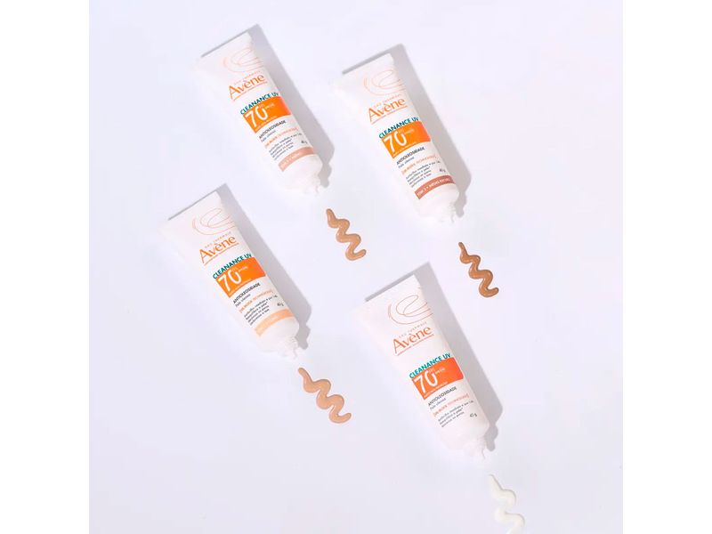 Protetor-Solar-Facial-Avene-Cleanance-UV-Antioleosidade-Cor-Medio-Escuro-FPS70-40g