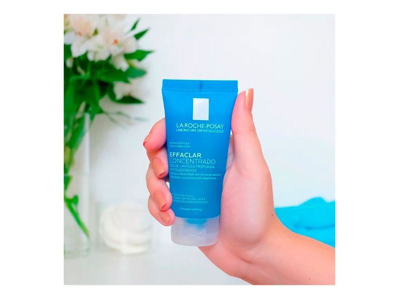 kit-la-roche-posay-protetor-solar-facial-antioleosidade-fps50-cor-20-40ml--gel-facial-limpeza-profunda-effaclar-50g