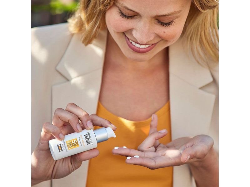 protetor-solar-facial-isdin-fotoultra-age-repair-fusion-water-fps50-50ml-farmacia-online-drogal