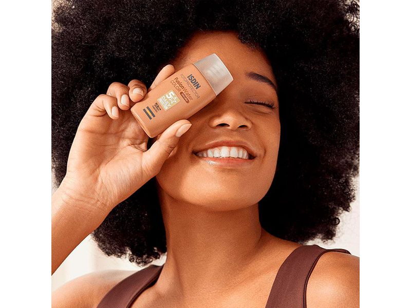 protetor-solar-facial-isdin-fotoprotector-fusion-water-fps50-cor-escura-50ml-farmacia-online-drogal