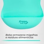 babador-de-silicone-liso-com-bolso-freso-baby-verde-farmacia-online-drogal