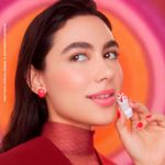 balm-labial-vult-fruit-tella-com-vitamina-e-cheirinho-de-bala-morango-com-creme-35g-farmacia-online-drogal