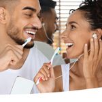 creme-dental-clareador-colgate-luminous-white-briliiant-mint-140g-farmacia-online-drogal