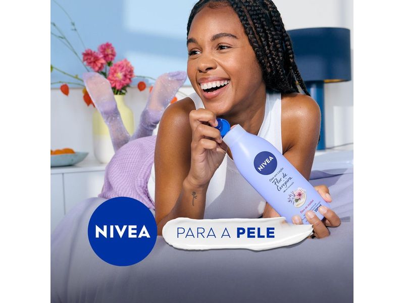 hidratante-nivea-oleos-essenciais-flor-de-cerejeira-200ml-farmacia-online-drogal