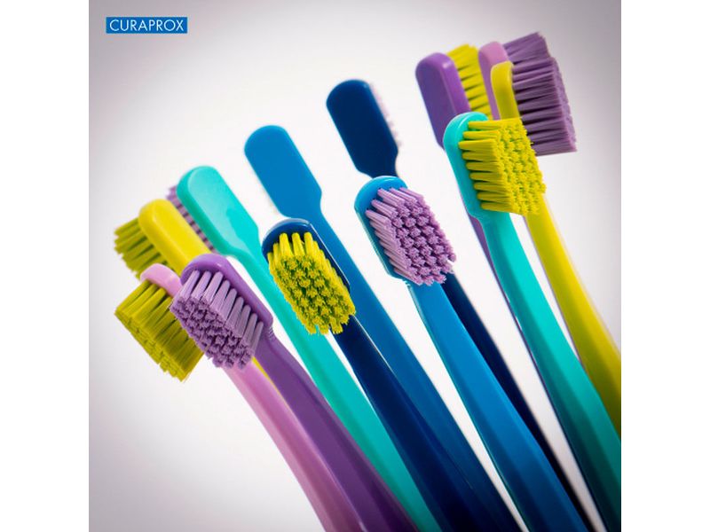 escova-de-dente-curaprox-1560-soft-1-unidade-farmacia-online-drogal