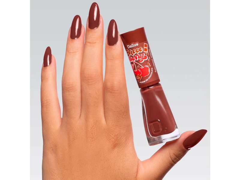 esmalte-cremoso-dailus-choco-cherry-pudim-de-chocolate-8ml-farmacia-online-drogal