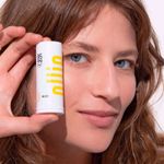 protetor-solar-facial-em-bastao-ollie-fps95-cor-20-14g-farmacia-online-drogal
