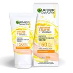 protetor-hidratante-facial-garnier-uniform-matte-vitamina-c-fps-50-cor-clara-40g-farmacia-online-drogal