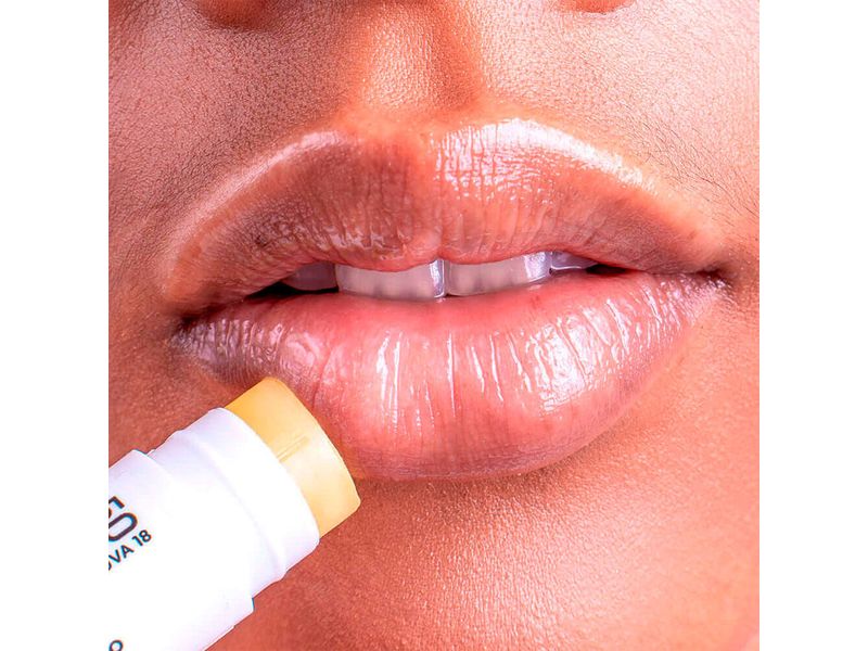 007-hidratante-labial-ollie-fps50-incolor-45g-farmacia-online-drogal