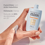 004-protetor-solar-facial-isdin-fotoprotector-fusion-water-5-stars-fps60-sem-cor-50ml-farmacia-online-drogal